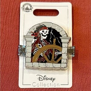🎀 Disney Parks 2022 brand new Pirates Of The Carribean collectible trading pin🎀